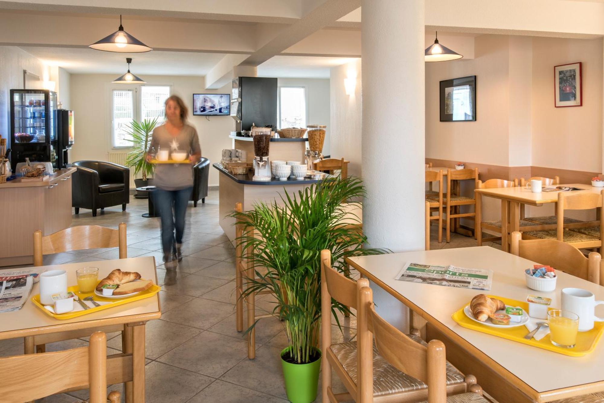 Brit Hotel Essentiel Deltour Mende Eksteriør bilde